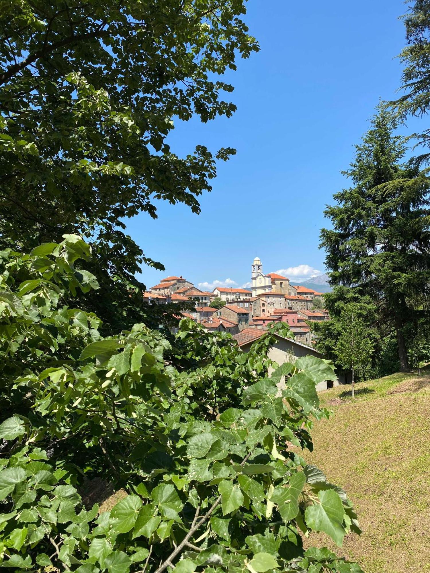 Ferienwohnung La Finestra Di Dante Mulazzo Exterior foto